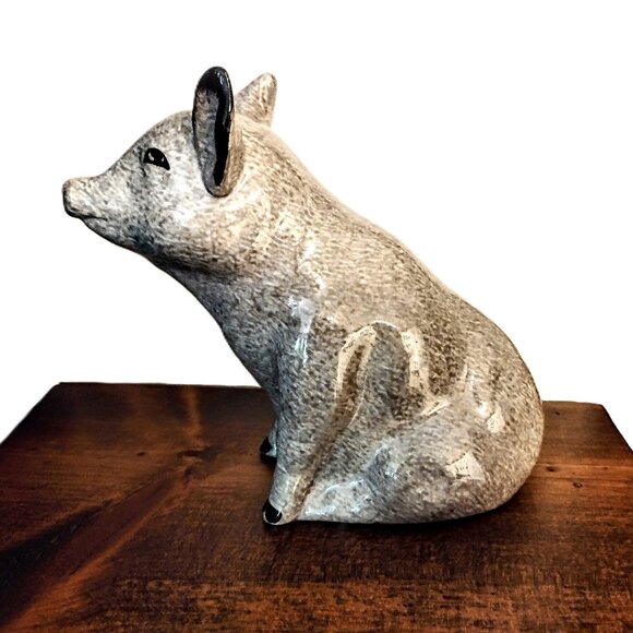 Enesco 6.25" Gray & Black Ceramic Spongeware Sitting Pig Figurine ~ 1984 ~ EVC! - Picture 6 of 11